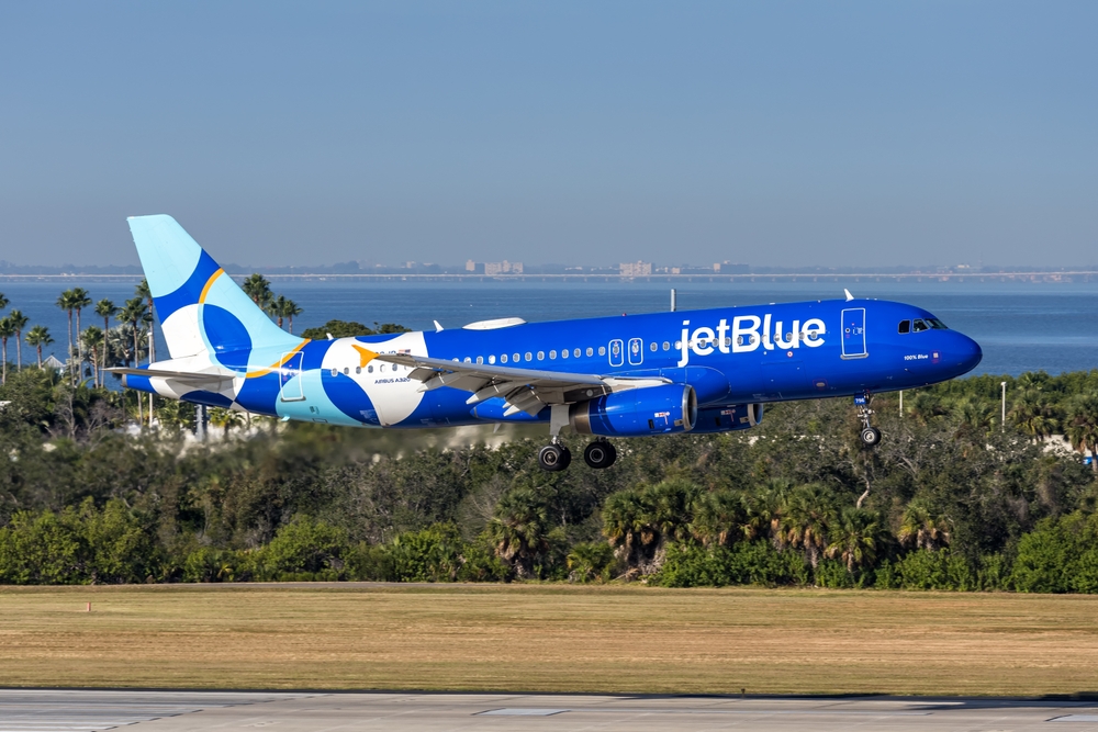 JetBlue Stock Falls as Citi Turns Bearish