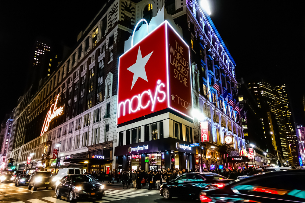Macy's Stock Falls Despite Earnings Beat, Raised Guidance