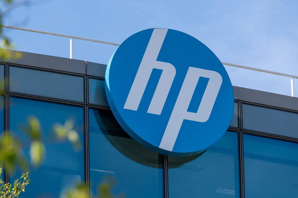 HP Stock Falls on Extended PC Market Slump Warning