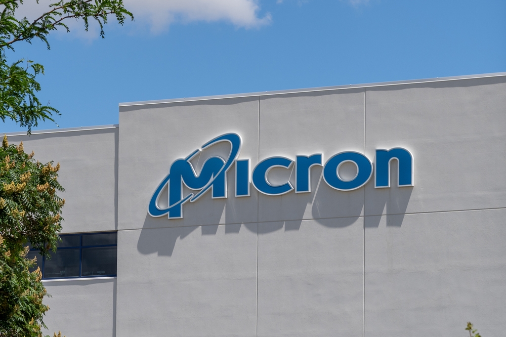 Micron Stock Rises Past AI Fears, Faces Strike Threat